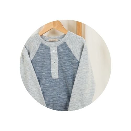 04 camiseta infantil manga longa raglan azul