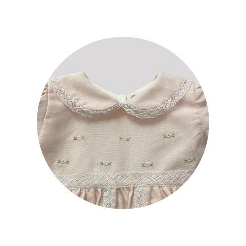 02 vestido bebe boradado e rendas rosa