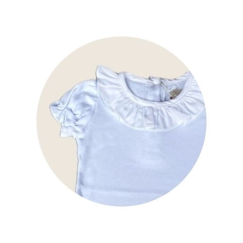04 body bebe manga curta gola babado fustao algodao egipcio branco